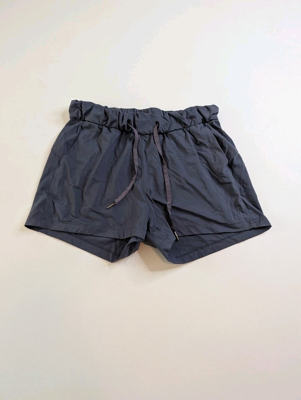 Lululemon Shorts Womens 6 Blue 3" Relaxed Fit Drawstring Pocket Athletic Gym
